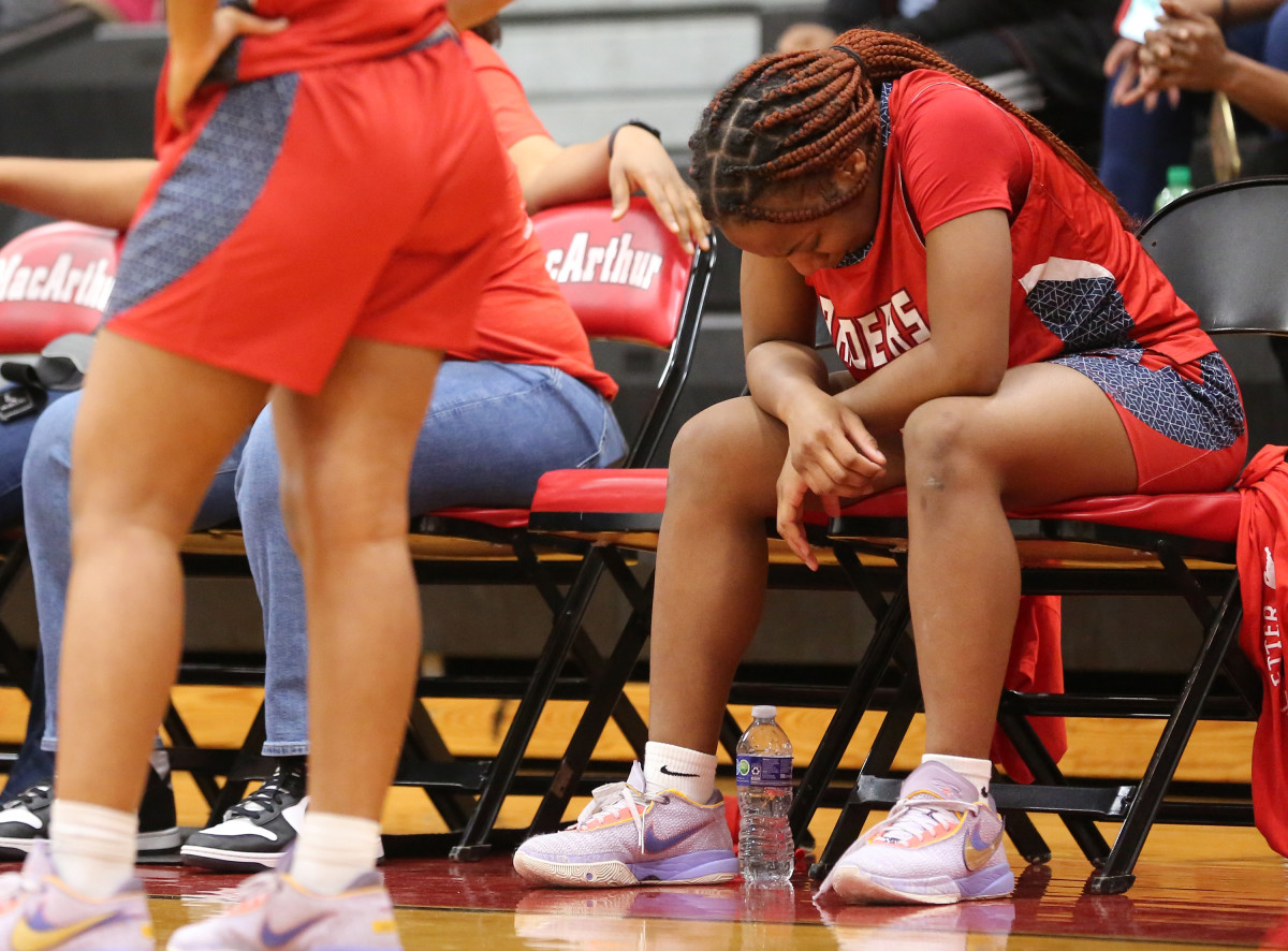 Midlothian Heritage Denton Ryan Texas girls basketball UIL 5A bi-district playoffs 021423 Brian McLean 31